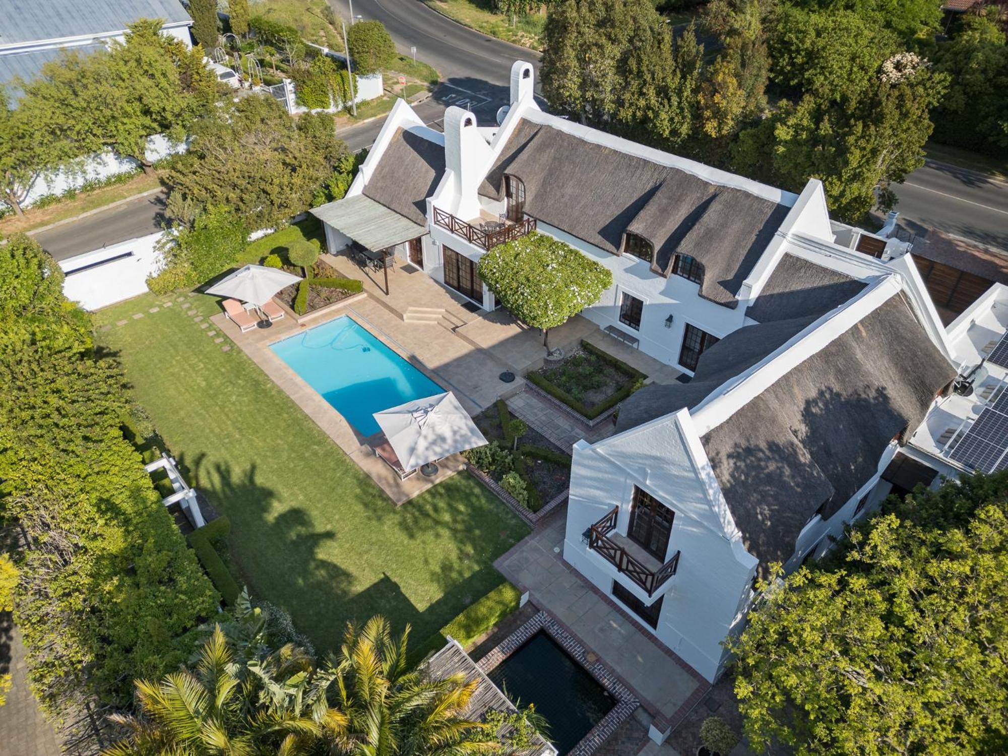 Holiday home Rietdak - Reetdachhaus Mit Vier Schlafzimmern