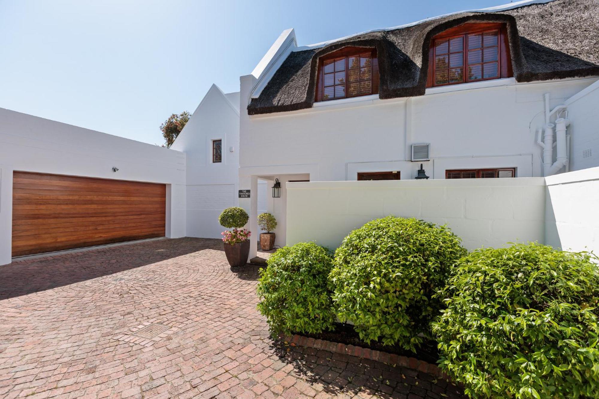 Holiday home Rietdak - Reetdachhaus Mit Vier Schlafzimmern Cape Town