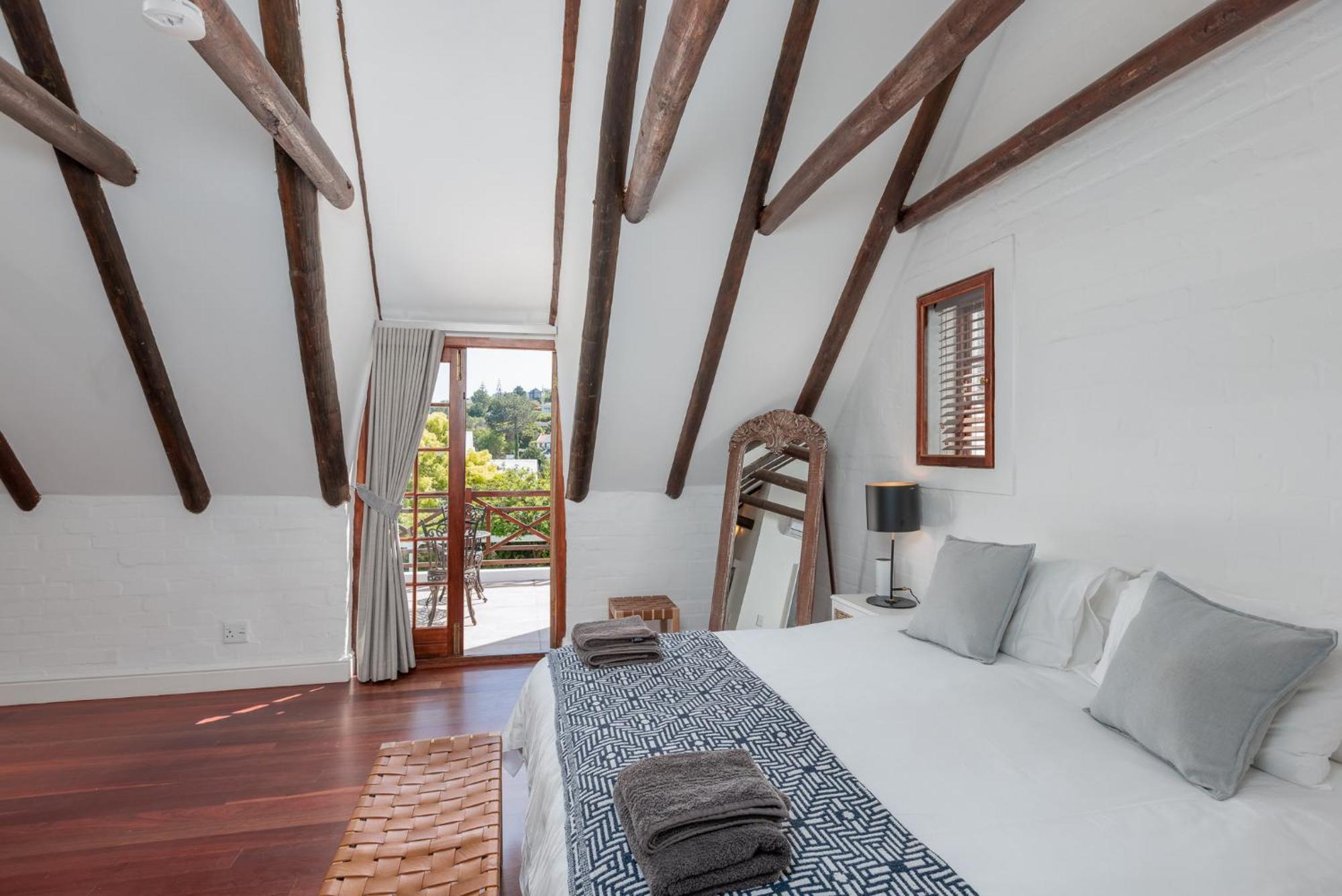 Holiday home Rietdak - Reetdachhaus Mit Vier Schlafzimmern Cape Town